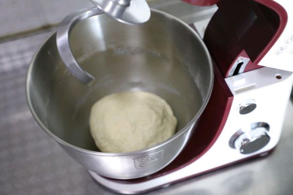 淡奶油玫瑰花面包