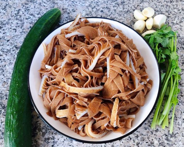 黄瓜凉拌牛百叶
