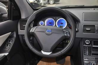 雪天刹车要当心