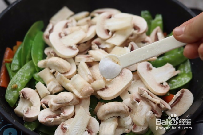 荷兰豆炒口菇