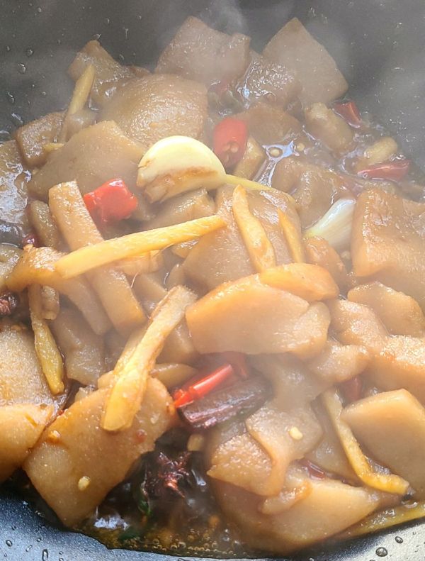 泡姜泡椒烧魔芋