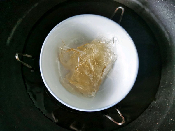 爆汁新年流沙包