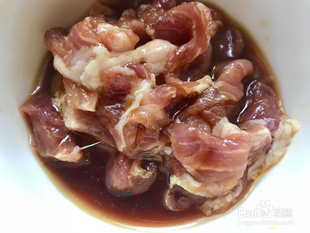 香气浓郁的榨菜炒肉