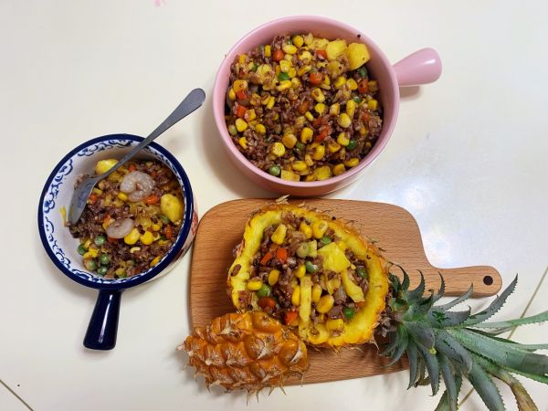 低GI藜麦杂粮菠萝饭