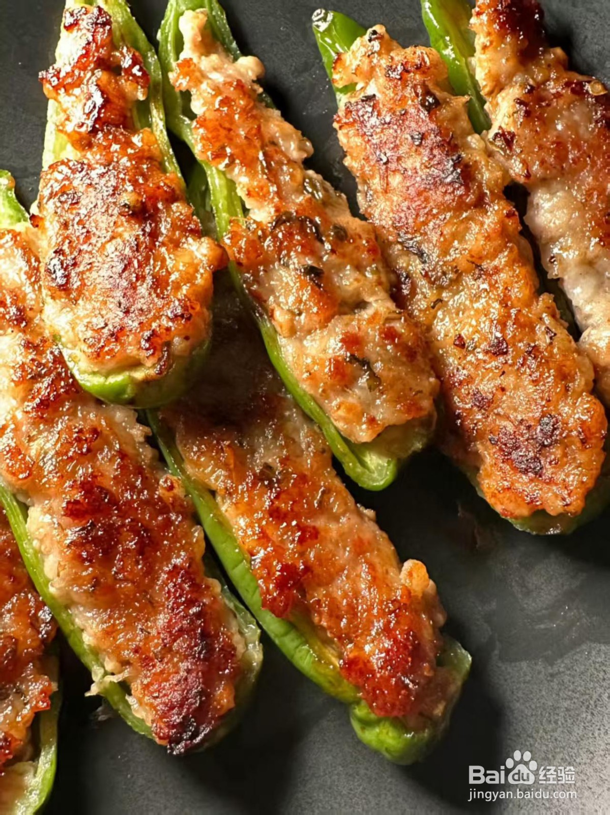 《舌尖上的记忆:妈妈教的酿辣椒老味道》