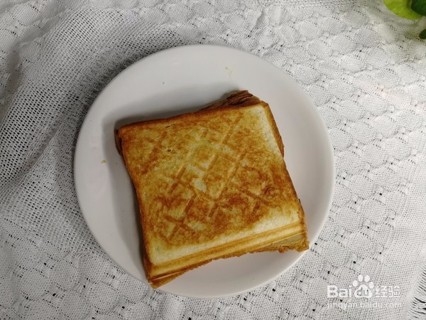 鸡腿肉沙拉三明治