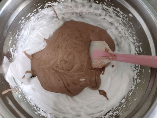 巧克力奶油蛋糕