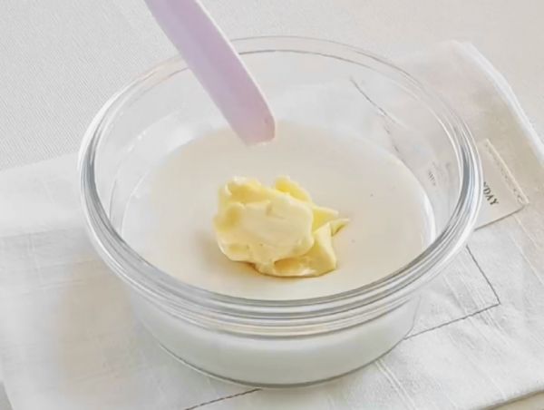 芝士咖啡巧脆珠冰皮月饼