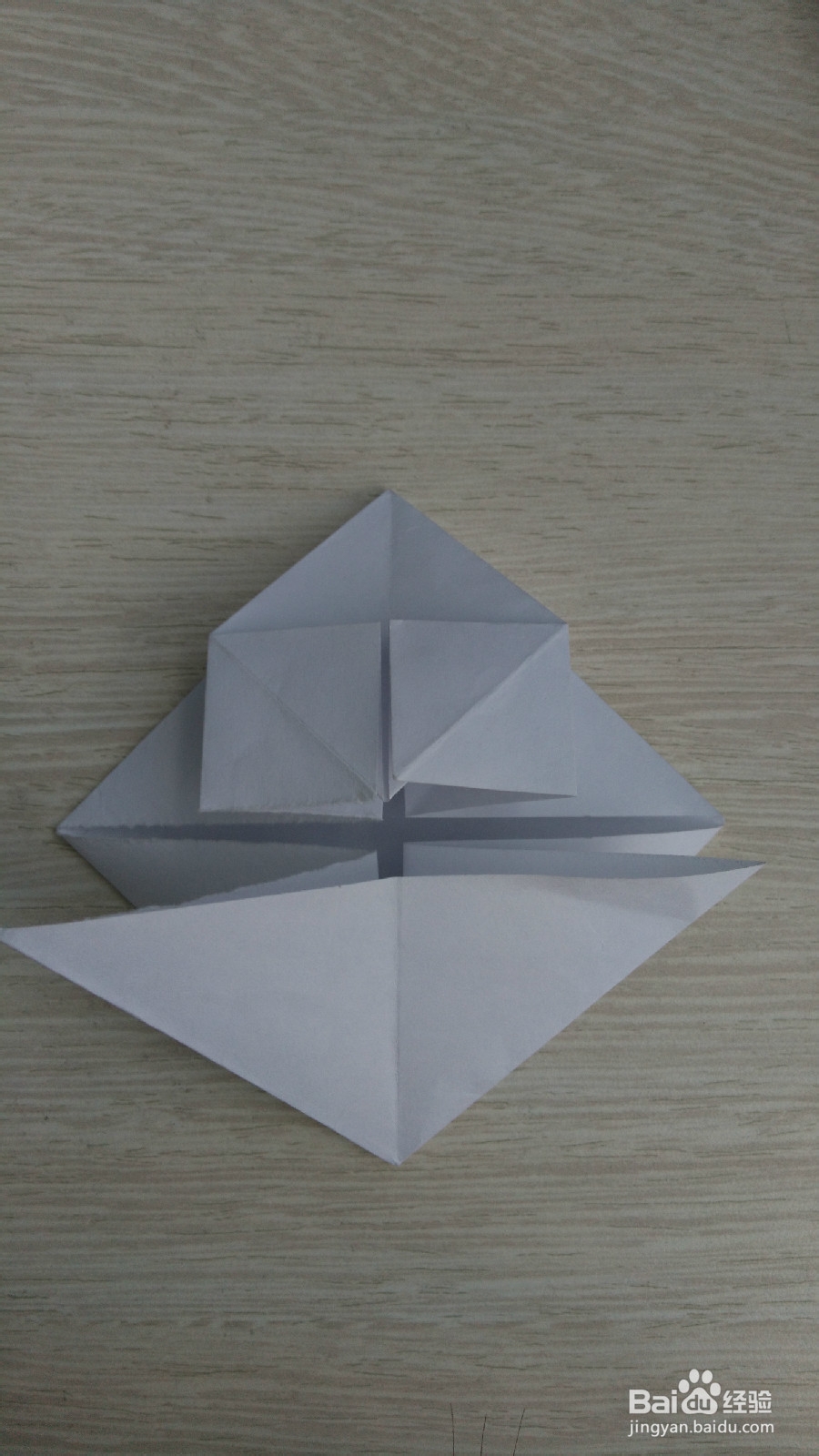 如何用纸折简易爱心