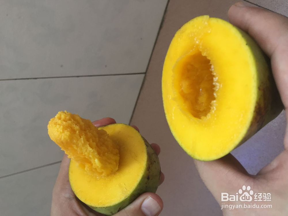 芒果快速去皮削皮方法
