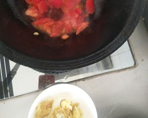 蔬菜炸酱拌面家常版