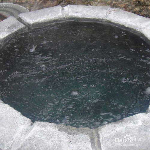 增加井深,尽量使用深井水.对于井水的处理方面