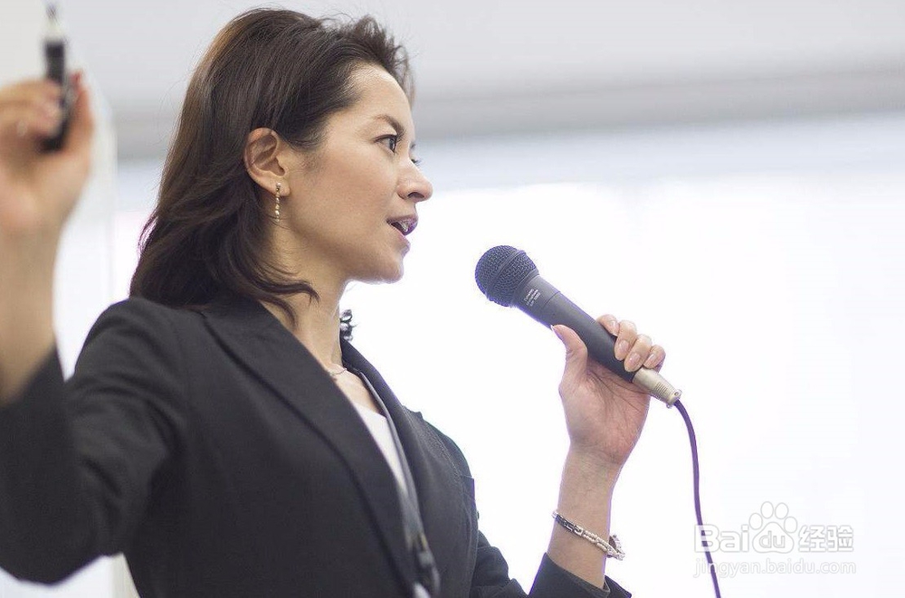 怎么让演讲更打动听众？