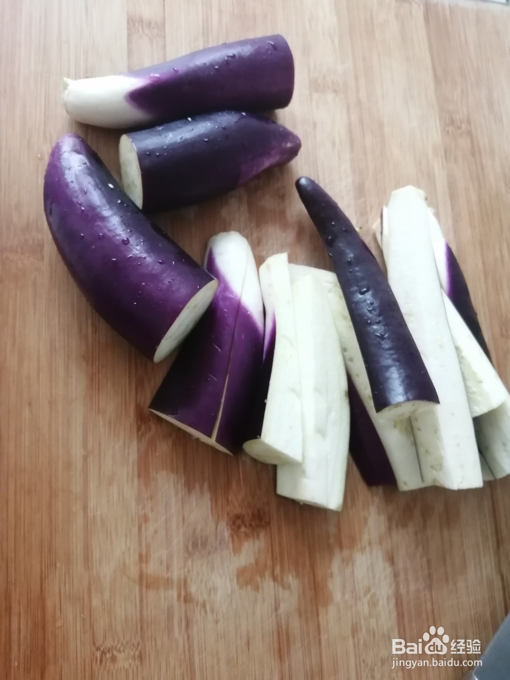 极味家常菜:双色椒素炒茄子