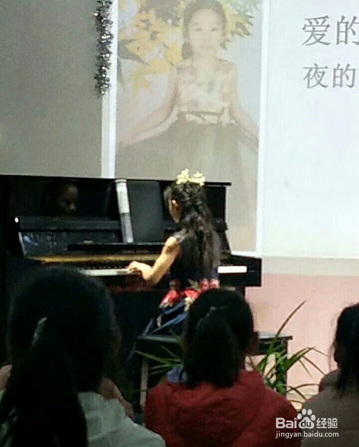 学习弹钢琴需要养的好习惯