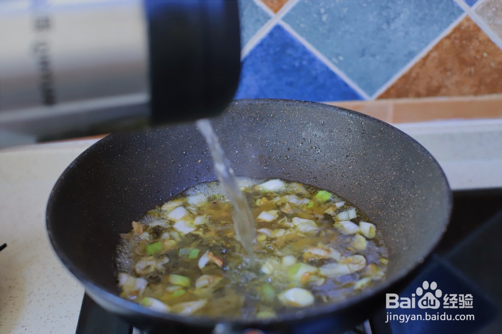 怎么做酸汤金针菇肥牛