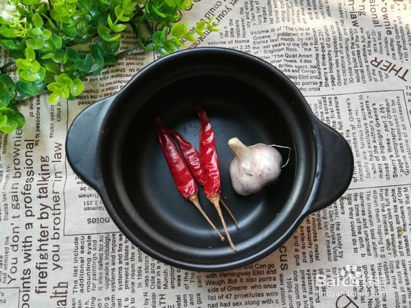 香辣油泼香椿的做法