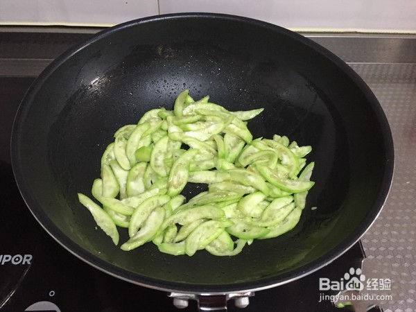 丝瓜豆腐汤的做法