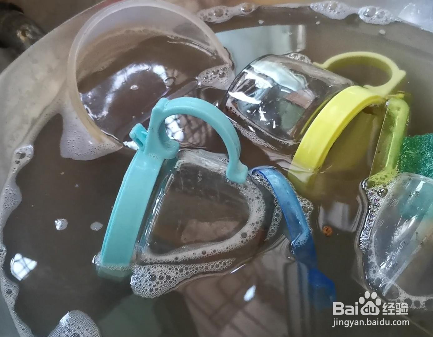 轻松清洁锅碗瓢盆等陈年油污垢小妙招，效果超好
