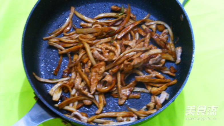 干煸肉丝杏鲍菇