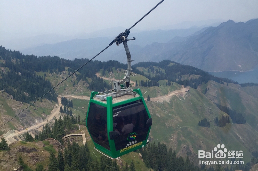 夏天新疆天山天池上面怎么看雪山？