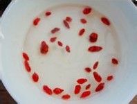 莲子枸杞鲜粥