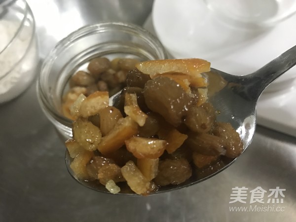 朗姆酒葡萄干戚风蛋糕