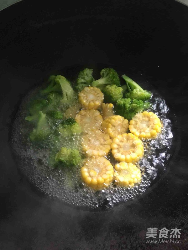 黑椒牛排的做法