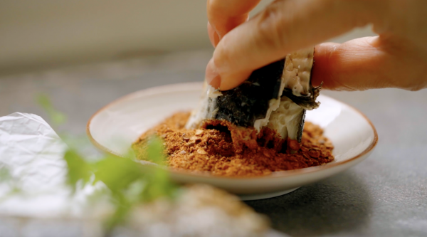 无油空炸云南风味青花鱼和包浆豆腐有多好吃