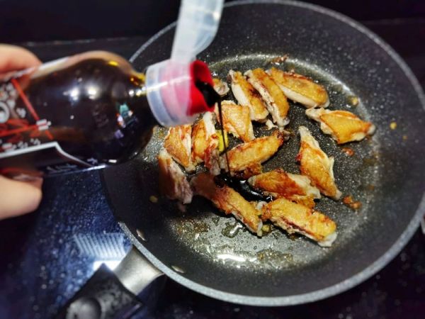 杏鲍菇胡萝卜焖鸡翅