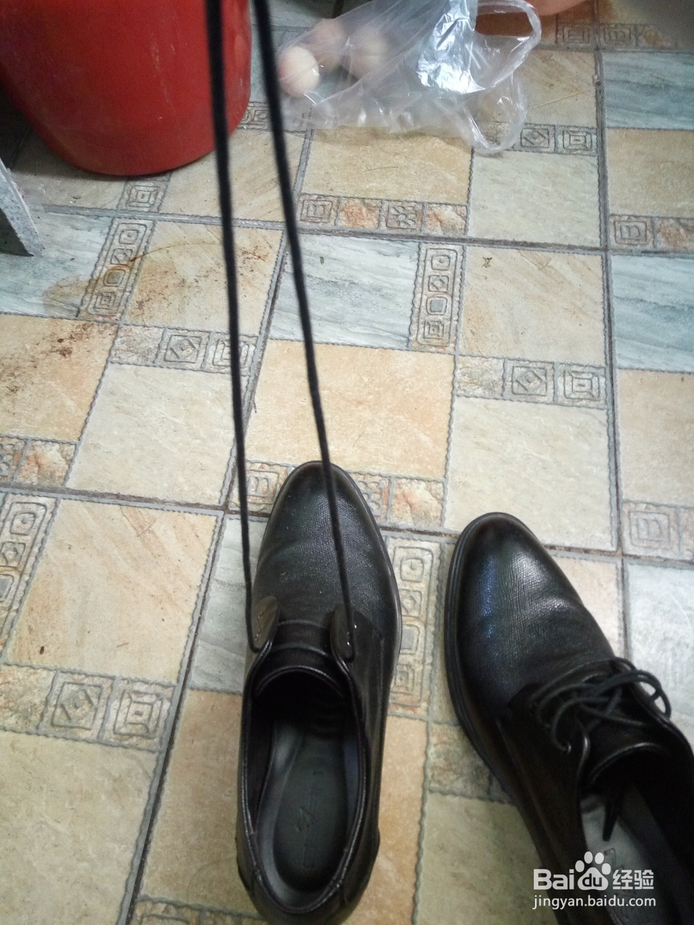 两种看着舒服又简单的隐藏鞋带方法