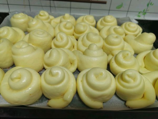 蜂蜜牛奶小面包