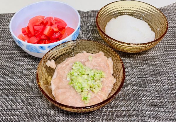 鸡肉丸雪见汤锅