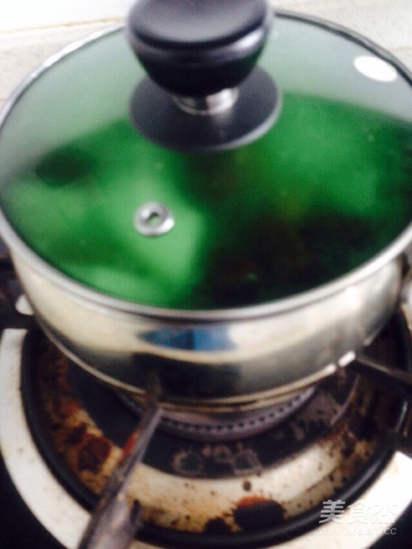 莲子冬瓜桂圆红枣枸杞汤