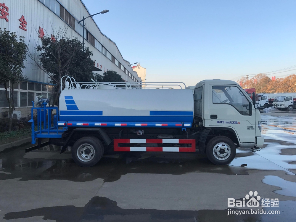5立方洒水车价格与配置，在哪买5吨洒水车
