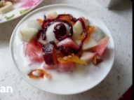 汤圆酸奶水果捞