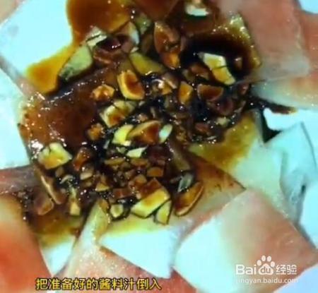 西瓜吃完别急着丢，不仅可以美容，还是解暑利器