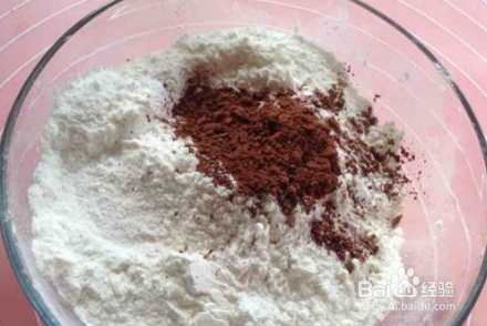 如何做出香气四溢的巧克力曲奇？