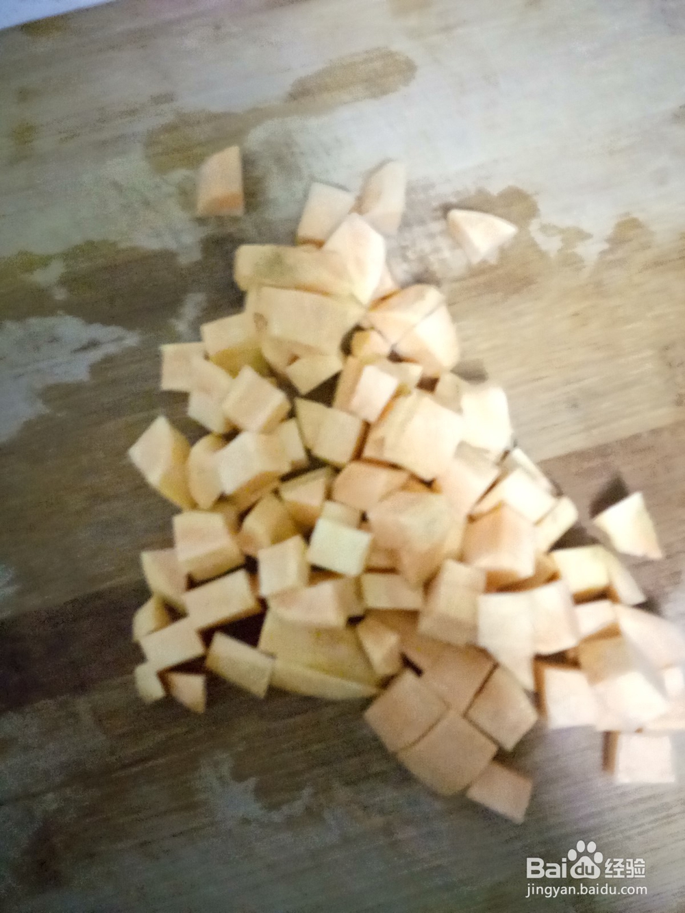 红薯桃胶银耳粥