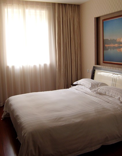 燥热夏季如何选购窗帘