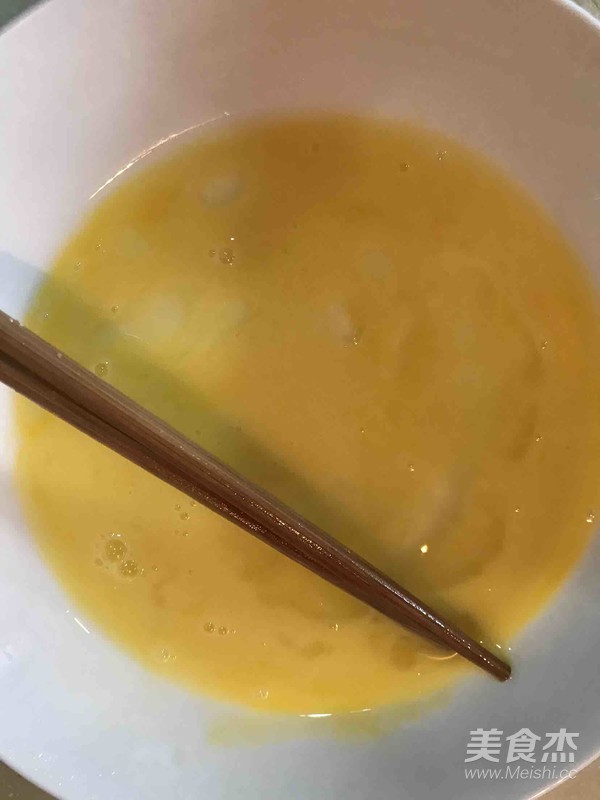 剩饺子变身的做法