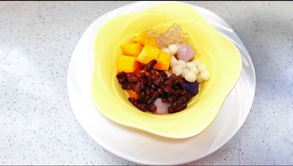 三色芋圆西米露