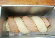 双色巧克力吐司