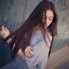 <b>怎么跟女生聊天并且有聊不完的话题</b>