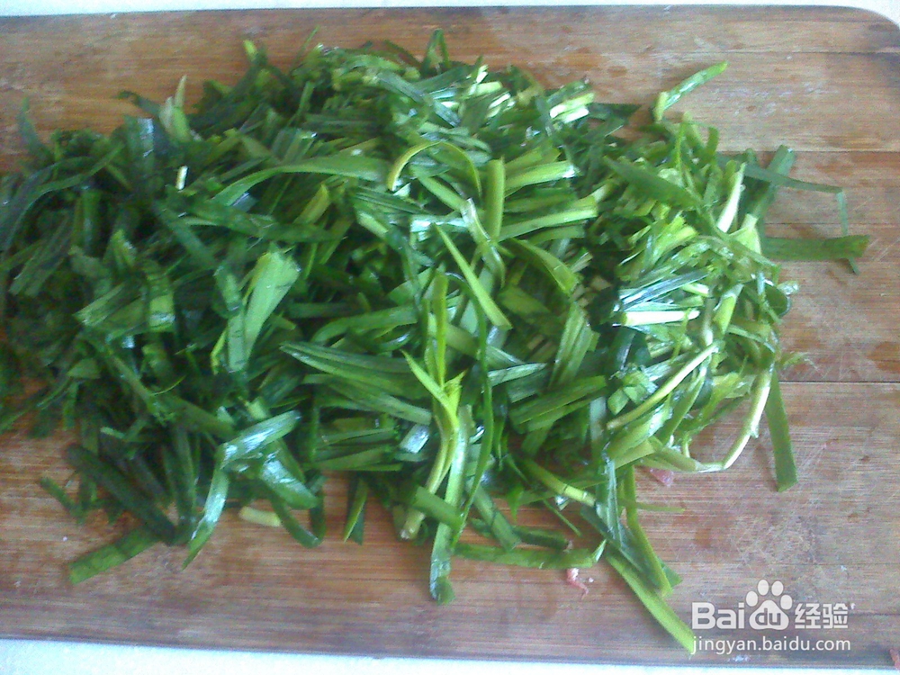 怎样做好烹调牛肉条韭菜的备料？