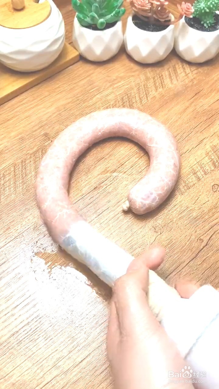 如何做出孜然味儿的脆皮烤肠