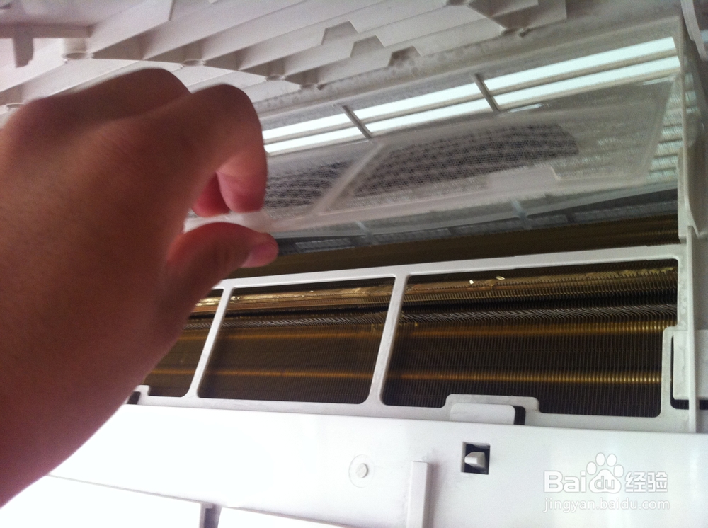空调过滤网拆卸和安装方法