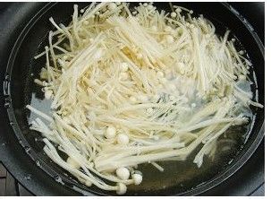 养眼爽口的凉拌菜——凉拌芹菜金针菇