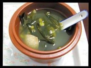 喝汤赶走你的青春痘