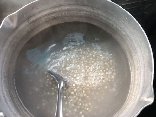 珍珠西米蜜豆椰汁